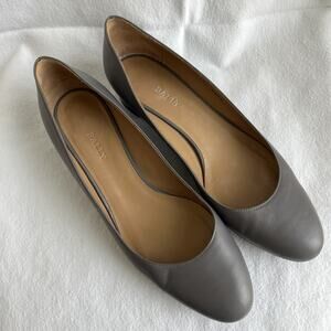 Bally Switzerland Halin.O Gray leather pumps size EU 40.5/US 10 small block heel